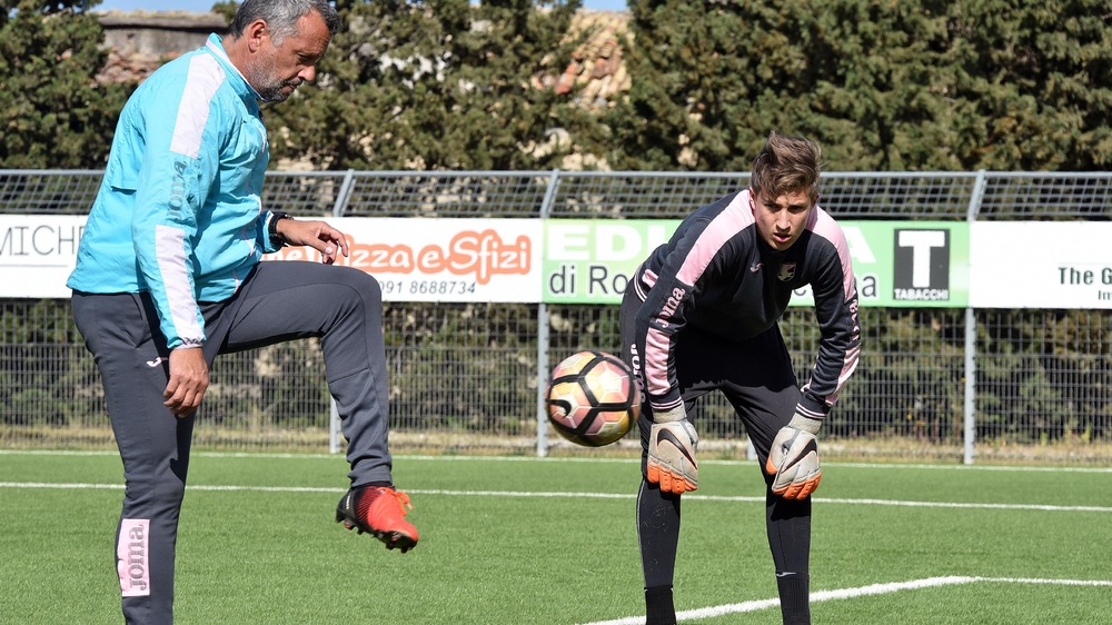 Sebastian Breza avec Roberto Vergalo, entraîneur des gardiens de but