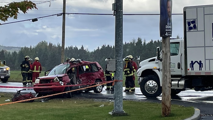 Deux Enfants Et Leur M Re Bless S Dans Un Accident Tring Jonction