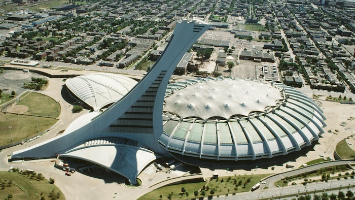 Lestimation de 2 milliards pour la démolition du Stade olympique