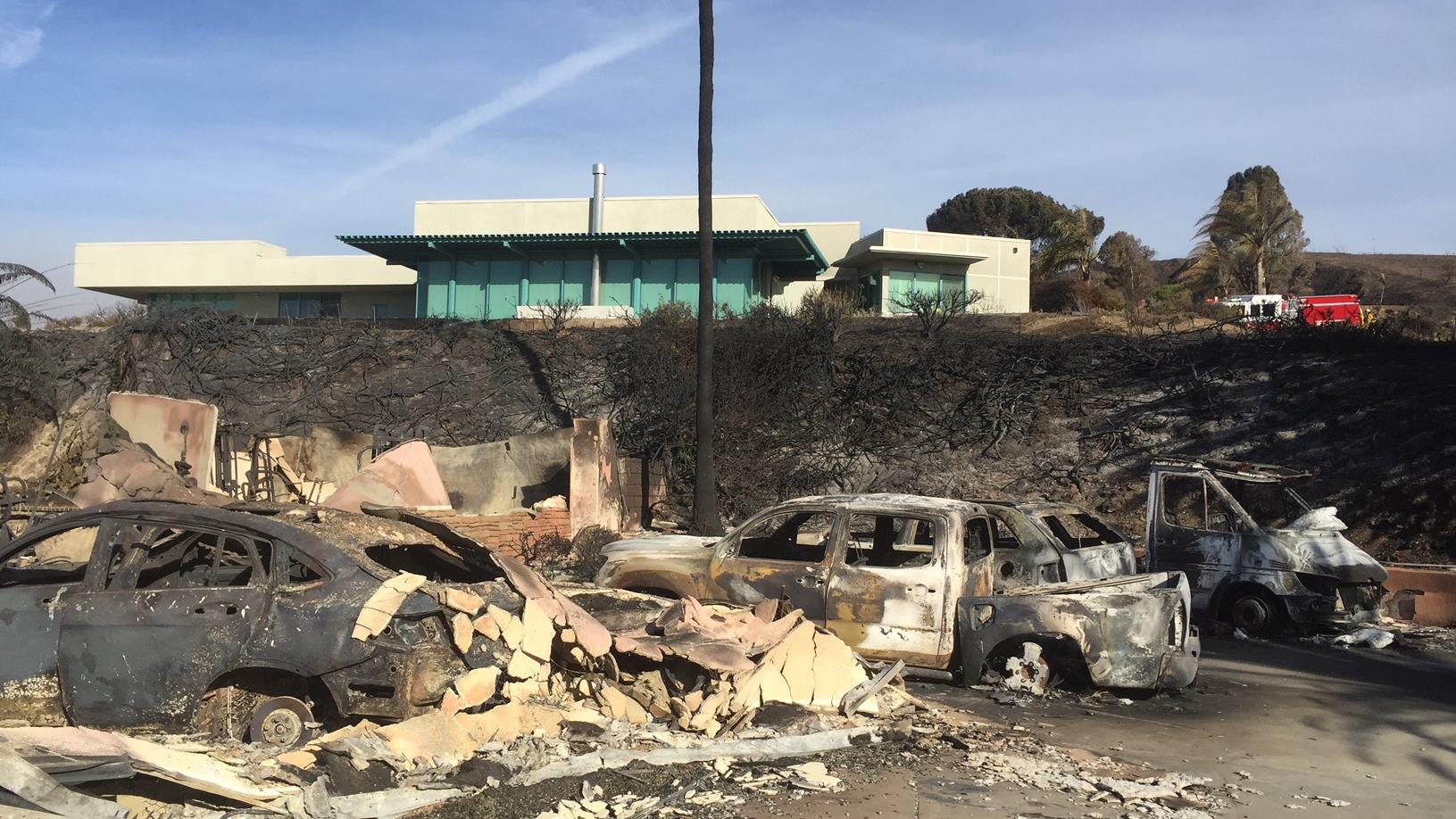 Incendies en Californie : plus de 1000 bâtiments détruits