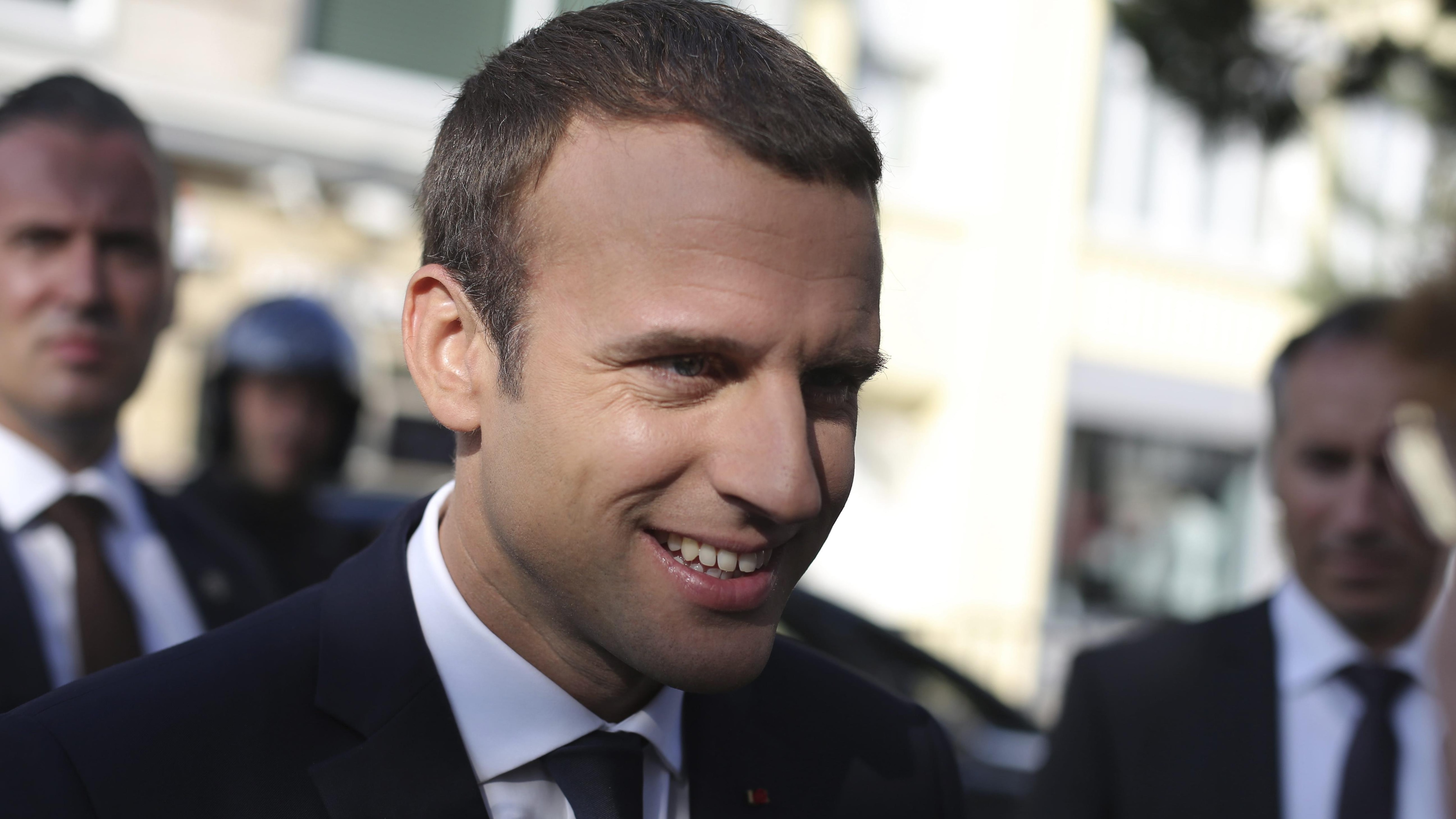 Élections Législatives Françaises : Macron A Toutes Les Cartes En Main