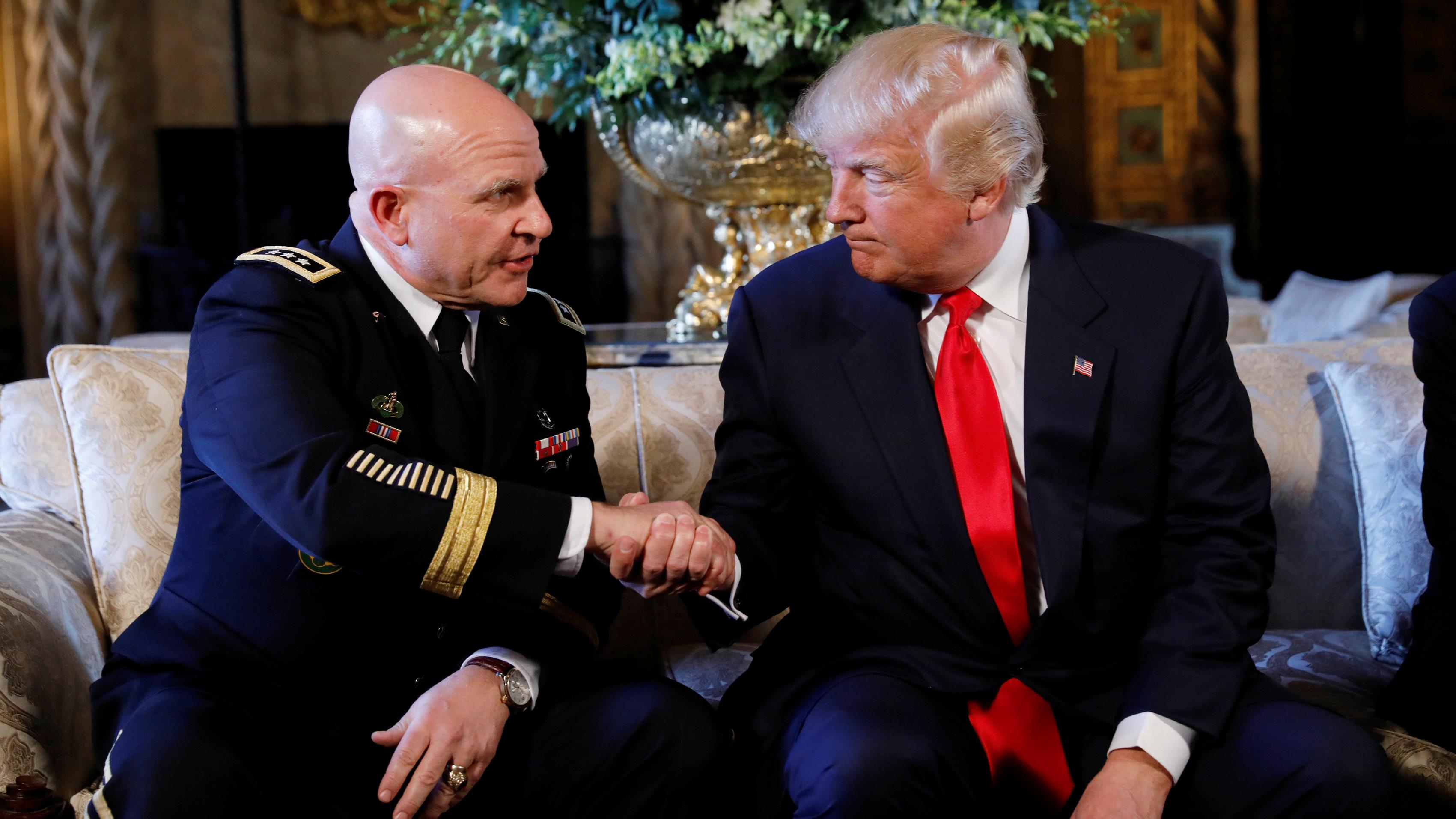 États-Unis : le général McMaster remplace Michael Flynn à la sécurité nationale