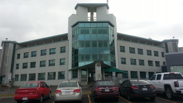 L'hôpital de Montmagny en attente d'un appareil d'IRM promis depuis 5 ans - ICI.Radio-Canada.ca