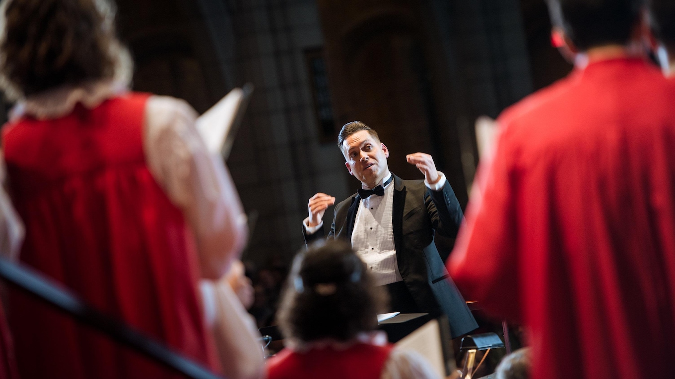 Jan-Sébastien Vallée leads the Choir of the Church of St. Andrew and St. Paul at the 38th annual CBC Christmas Sing-In in Montreal.