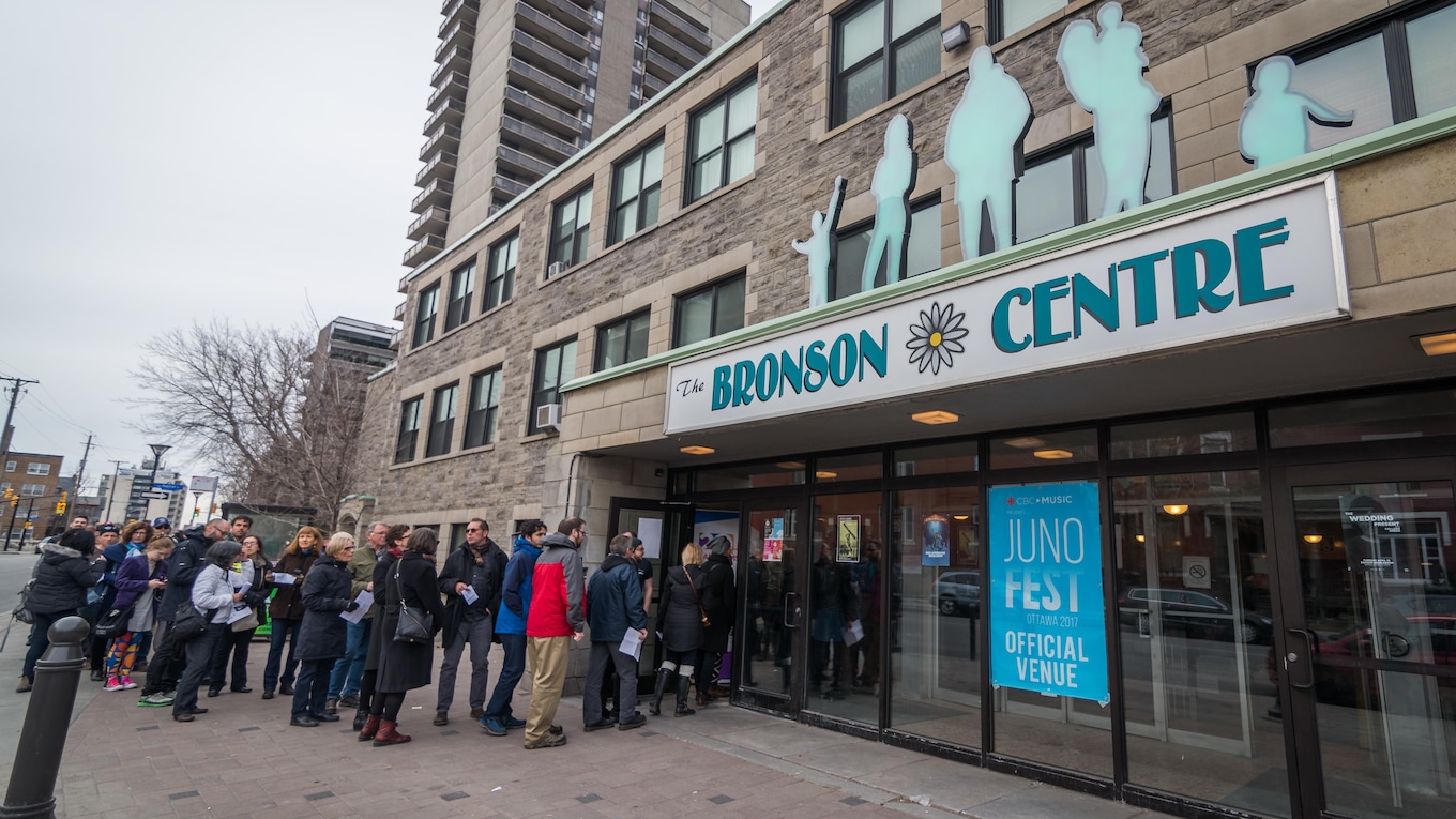 The lineup outside the Bronson Centre for the q live taping.