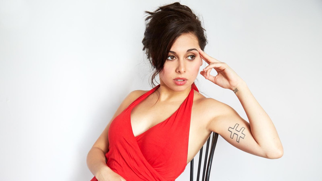 Veronica Swift.