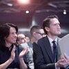 Benoit Charrette et Valérie Plante applaudissent.