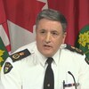 L'ancien sous-commissaire de la PPO, Brad Blair, en uniforme.