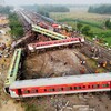 Vue aérienne de wagons après la collision de deux trains de passagers dans le district de Balasore dans l'État oriental d'Odisha, en Inde.