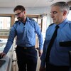Donavan Tremblay et Alain Gariépy dans la timonerie du brise-glace Pierre Radisson.