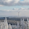 Des éoliennes du parc Mesgi’g Ugju’s’n, en Gaspésie.