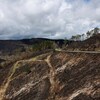  Une montagne noircie par les incendies en Espagne.