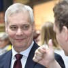 Le candidat Anti Rinne fait campagne pour les élections législatives en Finlande prévues dimanche.