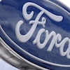 Le logo du constructeur automobile américain Ford.