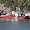 Un bateau de la Garde côtière canadienne accosté à Québec.