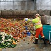 Les fruits et légumes représenteraient près de la moitié des 150 000 tonnes de nourriture gaspillées chaque jours aux États-Unis. 