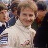 Visage souriant de Gilles Villeneuve.