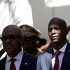 Le président d'Haïti Jovenel Moise (centre) et le premier ministre Jack Guy Lafontant (gauche) lors d'une cérémonie à Port-au-Prince en mars.