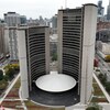 Hôtel de ville de Toronto, prise de vue aérienne par drone le 12 octobre 2022.
