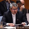 Un représentant de l'Iran est assis à l'ONU.