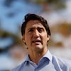 Justin Trudeau parle en point de presse.