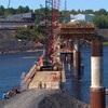 Le nouveau pont en construction entre les villes d'Edmundston au Nouveau-Brunswick et de Madawaska dans l'État du Maine.