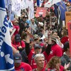 En septembre 2014, des employés municipaux ont manifesté dans les rues de Montréal pour s'opposer à la loi 3 sur les régimes de retraite des employés municipaux. (Photo d'archives)