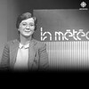 Jocelyne Bouin avec l'inscription Météo en mortaise. 