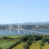 Un croquis du nouveau pont de l'île d'Orléans, à Québec, qui surplombe le Saint-Laurent. 