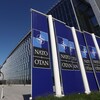 Une photo de l'extérieur du siège social de l'OTAN.