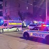 Des voitures de la police et des paramédics d'Ottawa stationnées sur les lieux d'un incident.