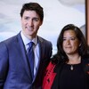 Le premier ministre Justin Trudeau et la ministre des Anciens Combattants Jody Wilson-Raybould