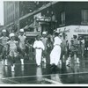 Photo d'archives qui représente de jeunes majorettes et des danseurs noirs.