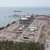 Vue aérienne d'une usine à Saint-Jean.