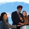 Les ministres Harjit Sajjan, Mary Ng, Mélanie Joly et Marco Mendocino à Vancouver dimanche.