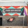 Une enseigne à l'entrée de Prairie Harm Reduction.