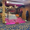 Un autel avec différents objets sacrés dans la culture sikh. 
