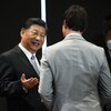 Le premier ministre Justin Trudeau s'entretient avec le président chinois Xi Jinping.