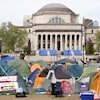 Des étudiants propalestiniens campent sur le campus de l'université Columbia le 30 avril 2024 à New York.