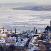 Vue du Vieux-Québec et du Château Frontenac, en hiver. 