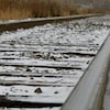 La voie ferrée qui longe le boulevard Versant-Nord