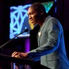 Caster Semenya donne un discours lors du gala de l'organisme Women in Sports le 17 octobre 2018 à New York.