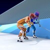 Un joueur fait une mise en échec.