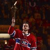 Jonathan Drouin avec le flambeau.