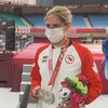 La médaillée d'argent en parajudo Priscilla Gagné portant un masque en entrevue