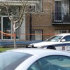 Des voitures de police. 