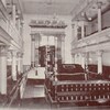 L'intérieur de la synagogue espagnole et portugaise de Montréal.