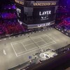 un court de tennis est au centre de l'aréna Rogers