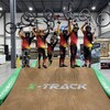 Des jeunes du club BMX de Sherbrooke sont venus tester la surface, dimanche. 