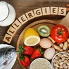 Plusieurs produits alimentaires qui font partie des allergènes typiques.